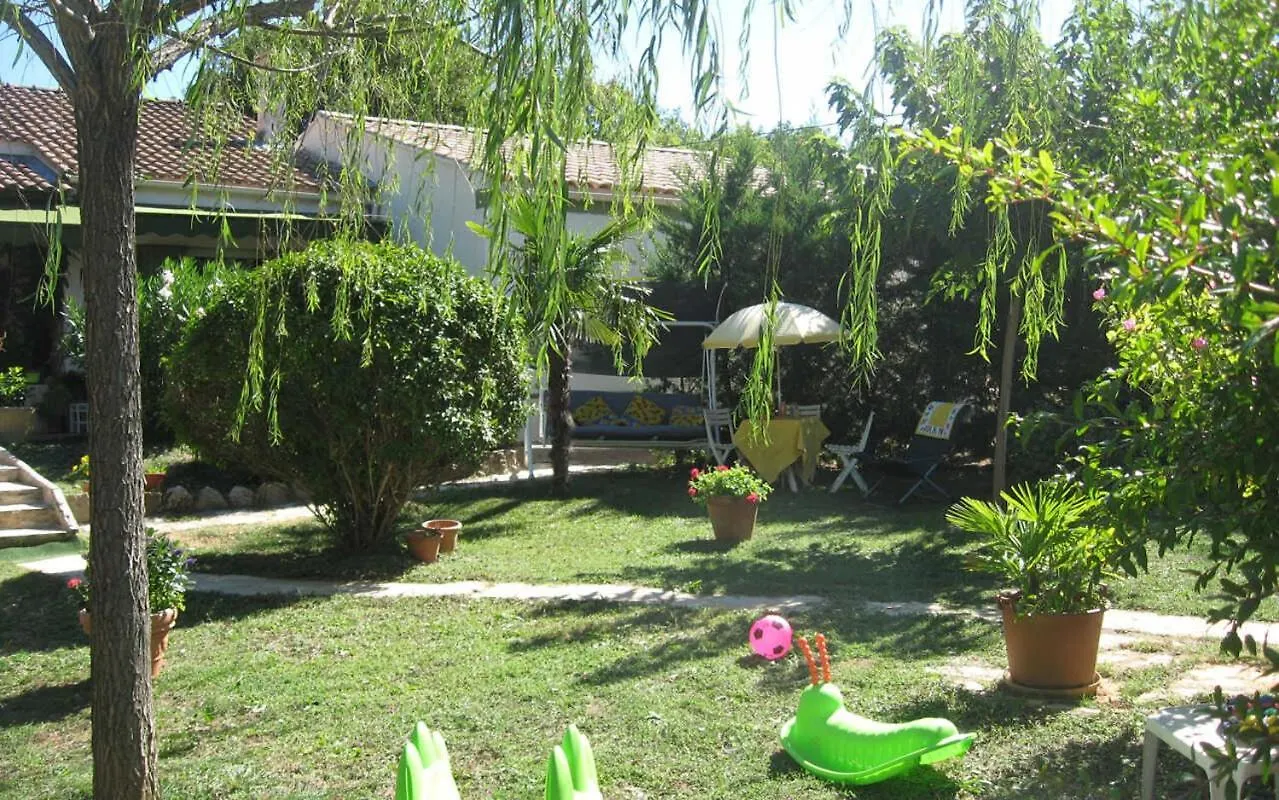 Holiday home Le Gite Du Castellas Forcalqueiret France